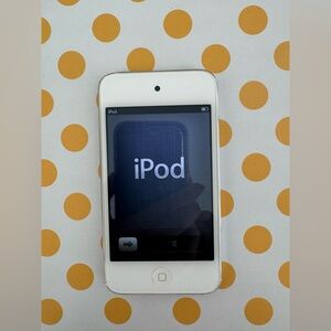 Apple iPod 30GB Touch in White